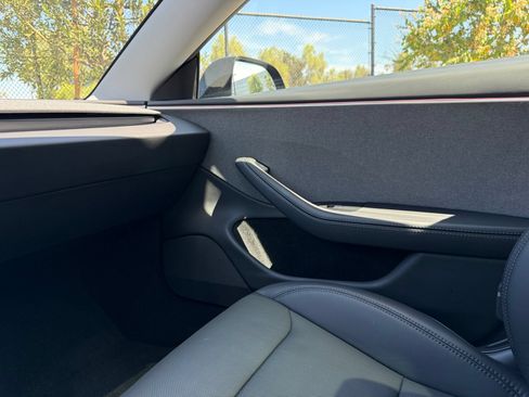 Used 2025 Tesla Model 3 RWD image 26