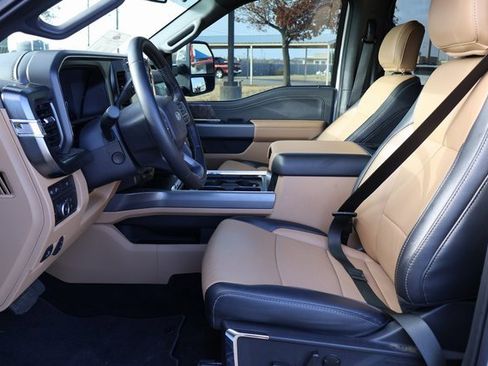 Used 2024 Ford F250 Lariat w/ Lariat Ultimate Package image 33