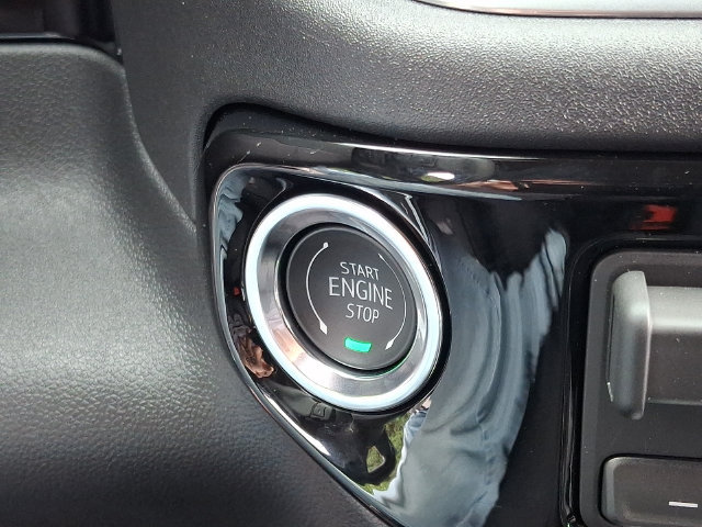 New 2026 Chevrolet Silverado 1500 RST w/ Redline Edition AWD/4WD image 16