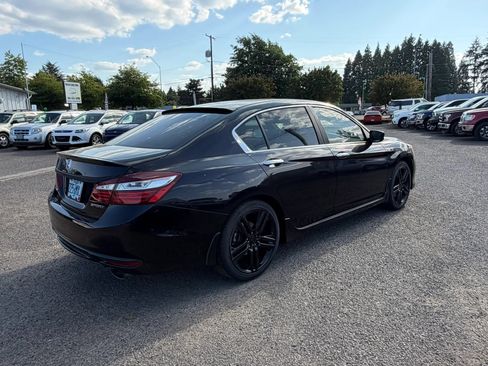 Used 2016 Honda Accord Sport image 3