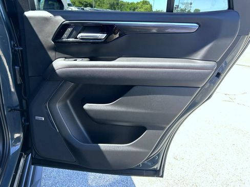 Used 2025 Chevrolet Tahoe RST w/ Comfort Package AWD/4WD image 15