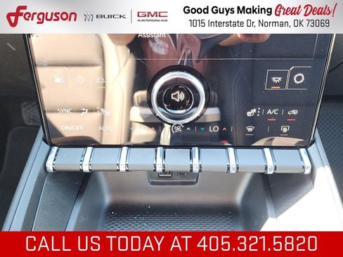 New 2027 GMC Terrain Elevation w/ Elevation Premium Package FWD image 29