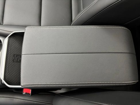 New 2026 GMC Terrain Elevation w/ Elevation Premium Package image 31