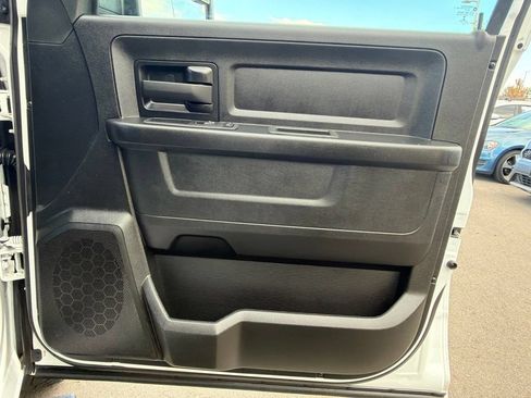 Used 2022 RAM 1500 Tradesman w/ Chrome Appearance Group AWD/4WD image 11