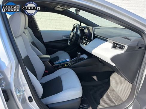 Used 2024 Toyota Corolla SE w/ SE Package image 13