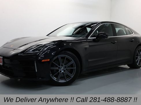 Used 2025 Porsche Panamera image 3