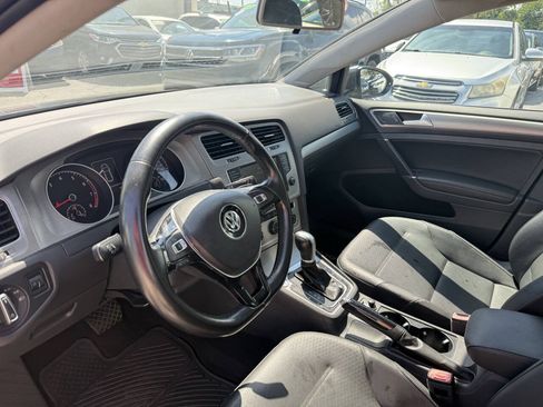Used 2016 Volkswagen Golf Limited Edition FWD image 13
