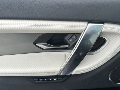 Used 2022 Land Rover Discovery Sport S R-Dynamic image 11