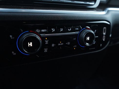 Used 2025 Chevrolet Silverado 3500 LT w/ All Star Edition image 20