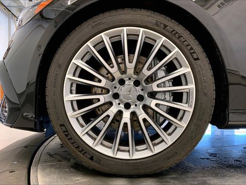 Used 2025 Mercedes-Benz E 53 AMG e 4MATIC Sedan image 9