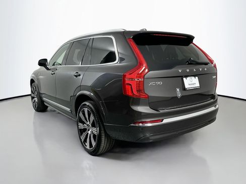 New 2025 Volvo XC90 T8 Plus w/ Protection Package Premier image 7