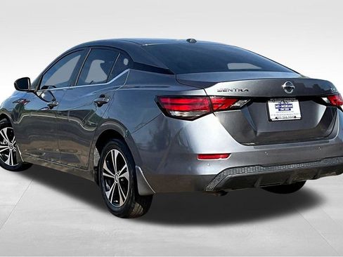 Used 2022 Nissan Sentra SV FWD image 4