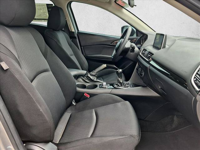 Used 2016 MAZDA MAZDA3 i Sport FWD image 20
