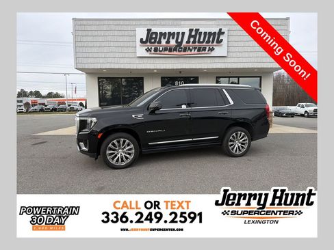 Used 2021 GMC Yukon Denali w/ Denali Premium Package image 1