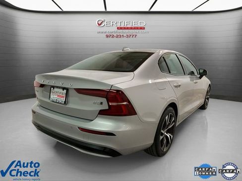 Used 2025 Volvo S60 B5 Core image 6