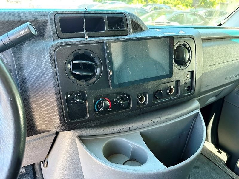 Used 2016 Ford E-350 and Econoline 350 Super Duty RWD image 17