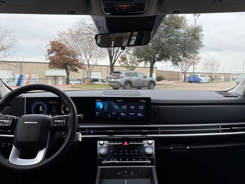 Used 2025 Hyundai Santa Fe SEL image 35