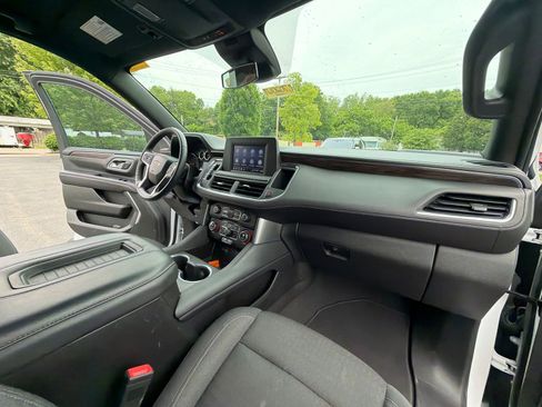Used 2023 Chevrolet Tahoe LS AWD/4WD image 31