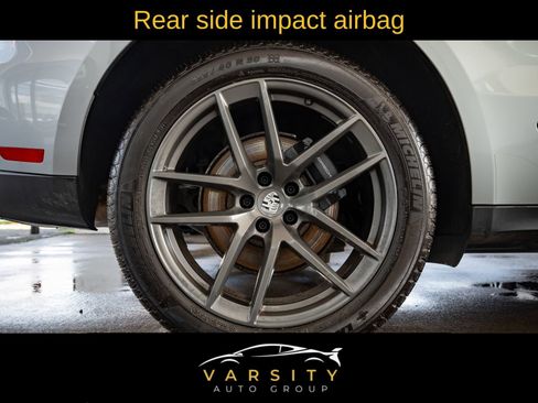 Used 2024 Porsche Macan Turbo w/ Premium Plus Package AWD/4WD image 28