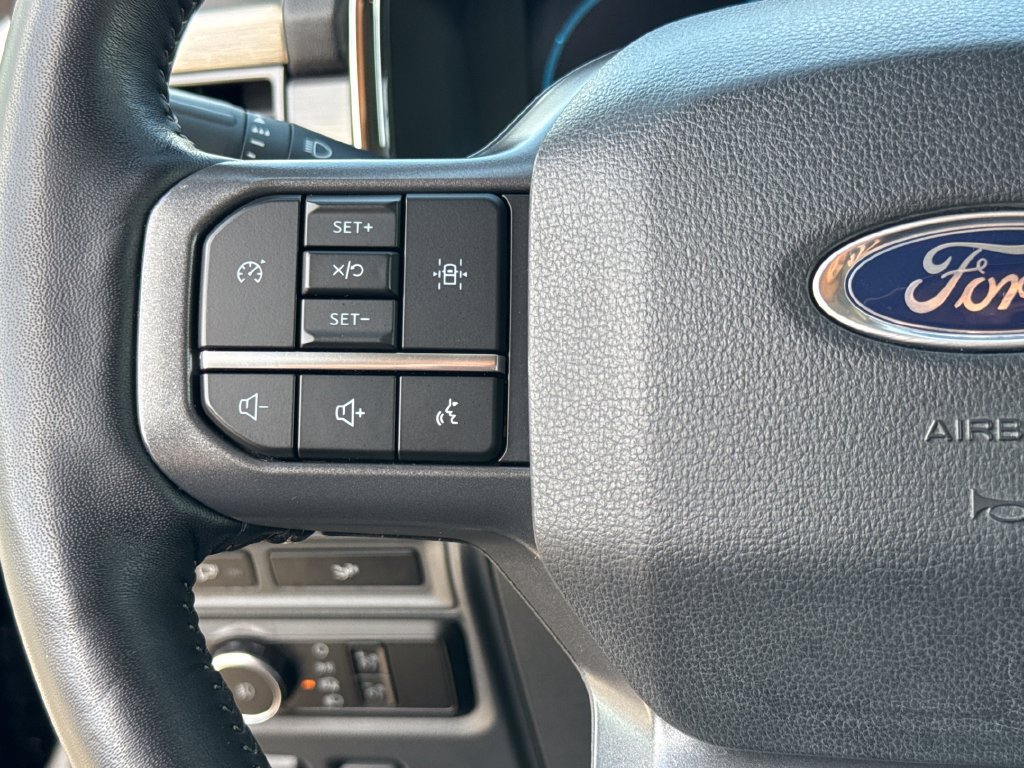 Used 2023 Ford F150 Lariat AWD/4WD image 16