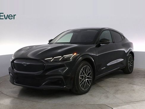 Used 2024 Ford Mustang Mach-E Premium image 2