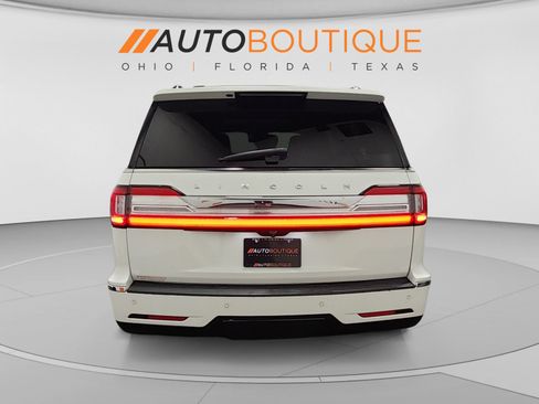 Used 2021 Lincoln Navigator L Reserve w/ Luxury Package AWD/4WD image 4