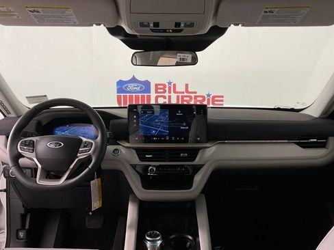 New 2026 Ford Explorer Active RWD image 19