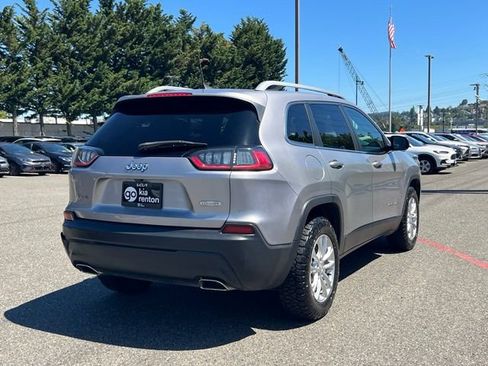 Used 2019 Jeep Cherokee Latitude w/ Popular Appearance Group AWD/4WD image 9