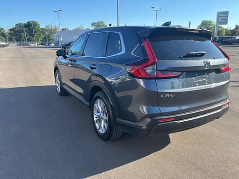 Used 2024 Honda CR-V EX image 7