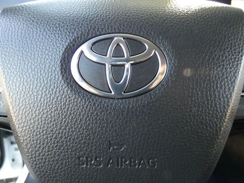 Used 2024 Toyota Mirai w/ Advanced Technology Package image 59