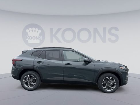 New 2026 Chevrolet Trax LT w/ Driver Confidence Package image 5