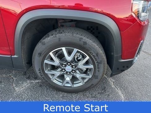 Certified 2023 GMC Acadia SLT w/ Technology Package image 12