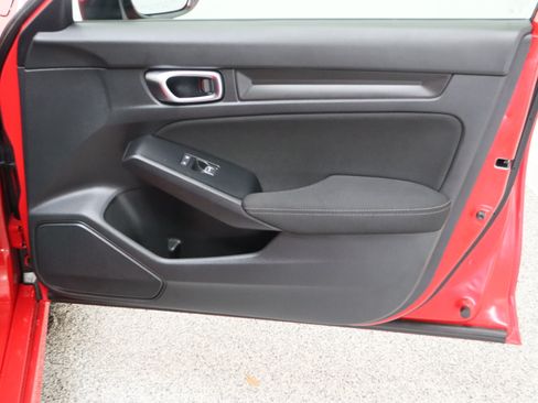 Used 2025 Honda Civic LX image 32