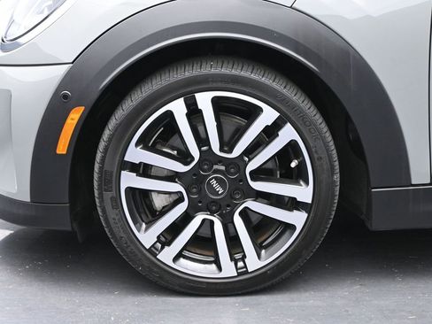 Used 2023 MINI Cooper S w/ Driver Assistance Package image 28