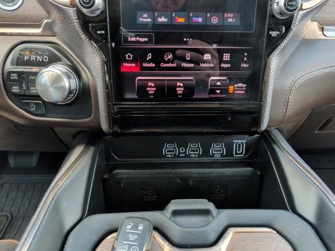 Used 2025 RAM 1500 Limited AWD/4WD image 31