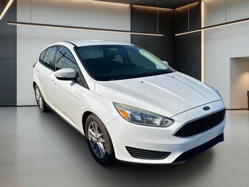 Used 2015 Ford Focus SE FWD image 13