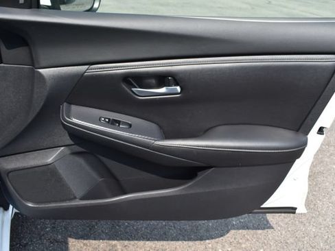 Used 2020 Nissan Sentra SV FWD image 37