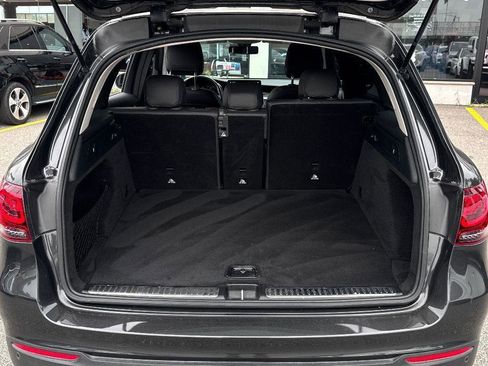 Used 2021 Mercedes-Benz GLC 300 GLC 300 w/ Premium Package image 8