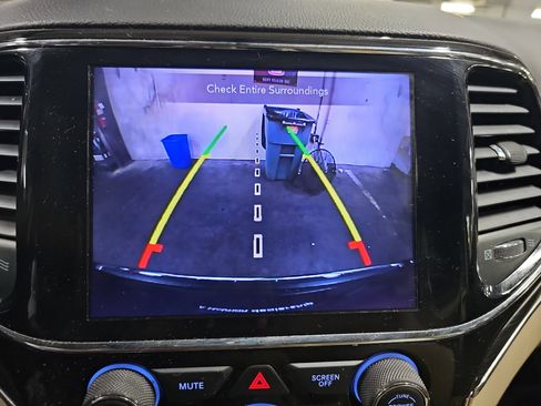 Used 2020 Jeep Grand Cherokee Limited w/ Trailer Tow Group IV RWD image 24
