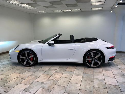 Used 2020 Porsche 911 Carrera 4S AWD/4WD image 11