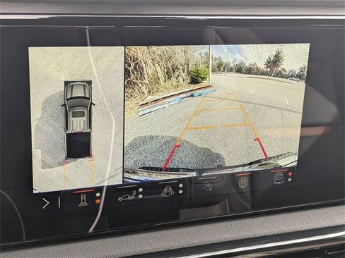 Used 2025 GMC Sierra 1500 AT4 w/ AT4 Premium Package image 20