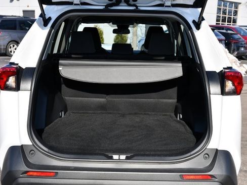 Used 2022 Toyota RAV4 XLE image 26