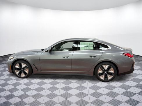 New 2026 BMW i4 xDrive40i w/ Premium Package image 2
