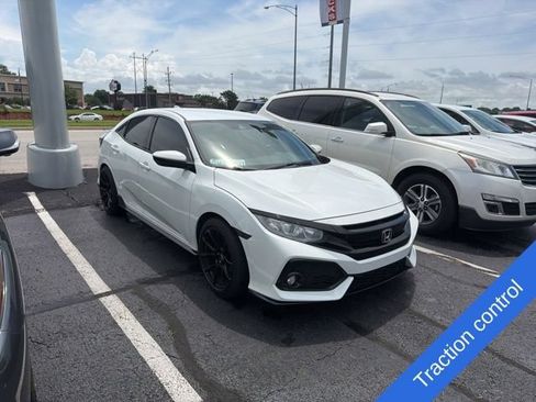 Used 2019 Honda Civic Sport image 3