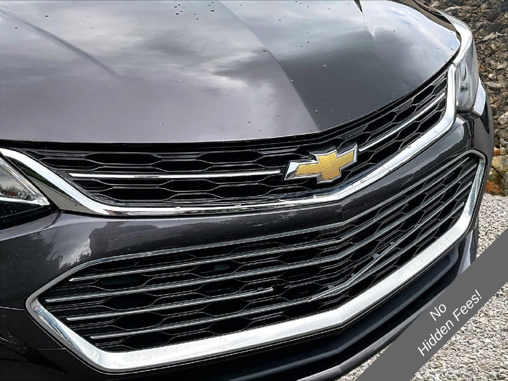 Used 2017 Chevrolet Cruze Premier FWD image 24