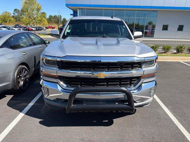 Used 2018 Chevrolet Silverado 1500 LT w/ All Star Edition RWD image 2