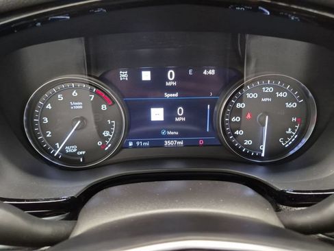 Used 2026 Cadillac XT5 Premium Luxury w/ Driver Assist Package AWD/4WD image 3