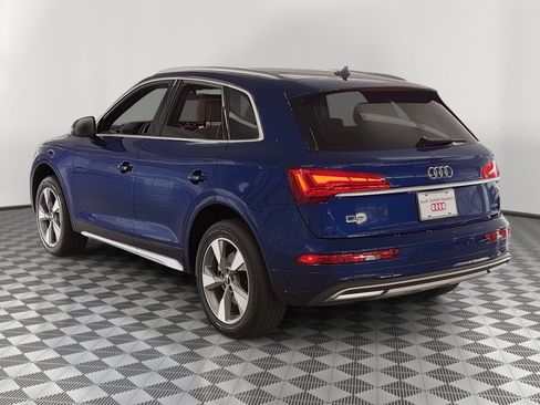 Used 2023 Audi Q5 2.0T Premium Plus w/ Premium Plus Package AWD/4WD image 3