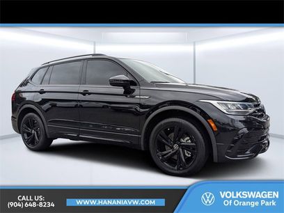 Certified 2024 Volkswagen Tiguan SE R-Line