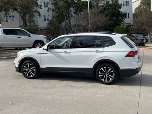 Used 2024 Volkswagen Tiguan S image 3